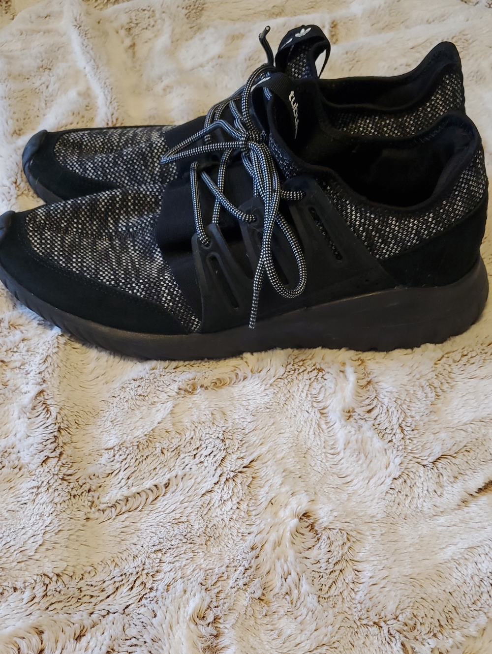 Men's Adidas Black Knit Athletic Sneakers